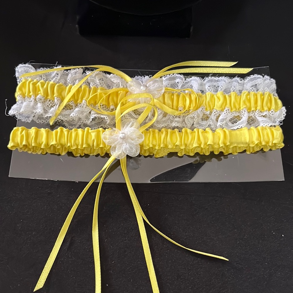 Bridal Garter Set - Yellow